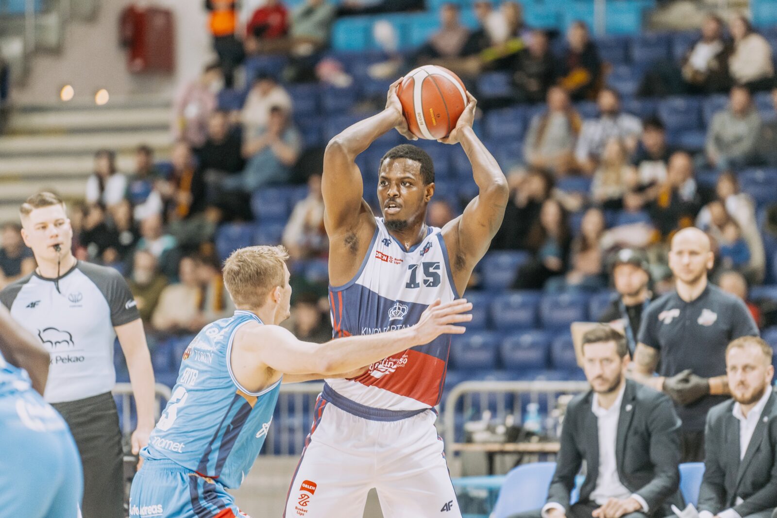 Idealna okazja na przełamanie dla Kinga. Do Szczecina przyjeżdża przedostatni zespół tabeli 5 idealna okazja na przełamanie dla kinga. do szczecina przyjeżdża przedostatni zespół tabeli