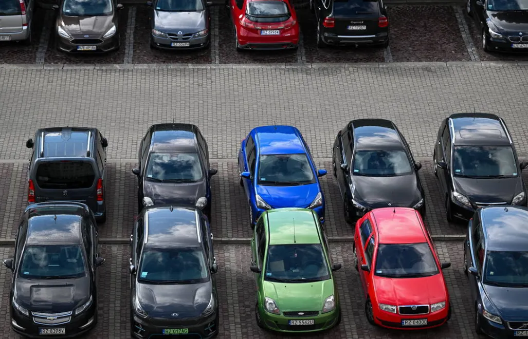 nowy parking przy pętli turkusowa. 129 miejsc dla kierowców