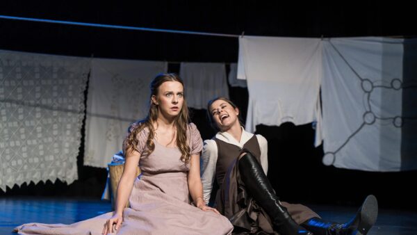 teatr klasyki polskiej w szczecinie – „śluby panieńskie” na scenie domu kultury „krzemień”