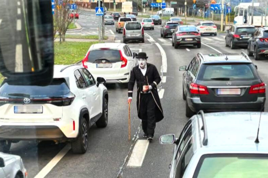 uważajcie na mima. wrócił na ulice szczecina