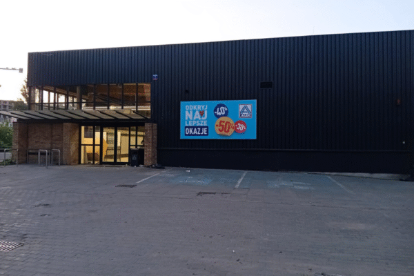 nowy market już wkrótce otworzy się na drzetowie