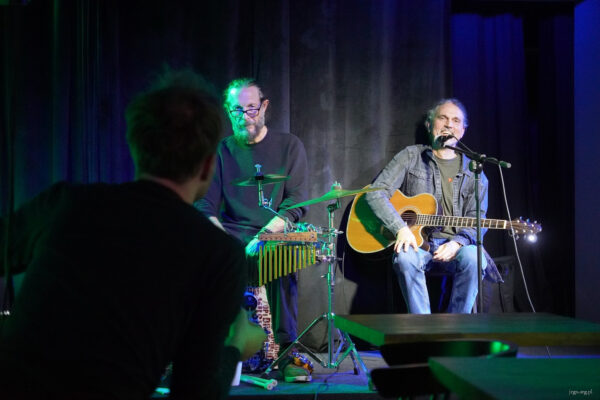 blues i refleksja nad szczecinem. koncert zespołu „przy okazji” już w piątek w jego42