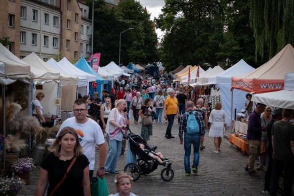jeszcze dziś i jutro trwa xvi jarmark jakubowy! szczecin tętni kolorami i tradycją