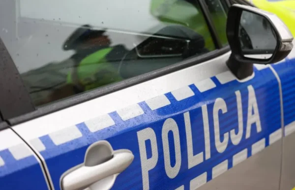trzy osoby zatrzymane za jazdę mimo sądowych zakazów. policja apeluje o rozsądek