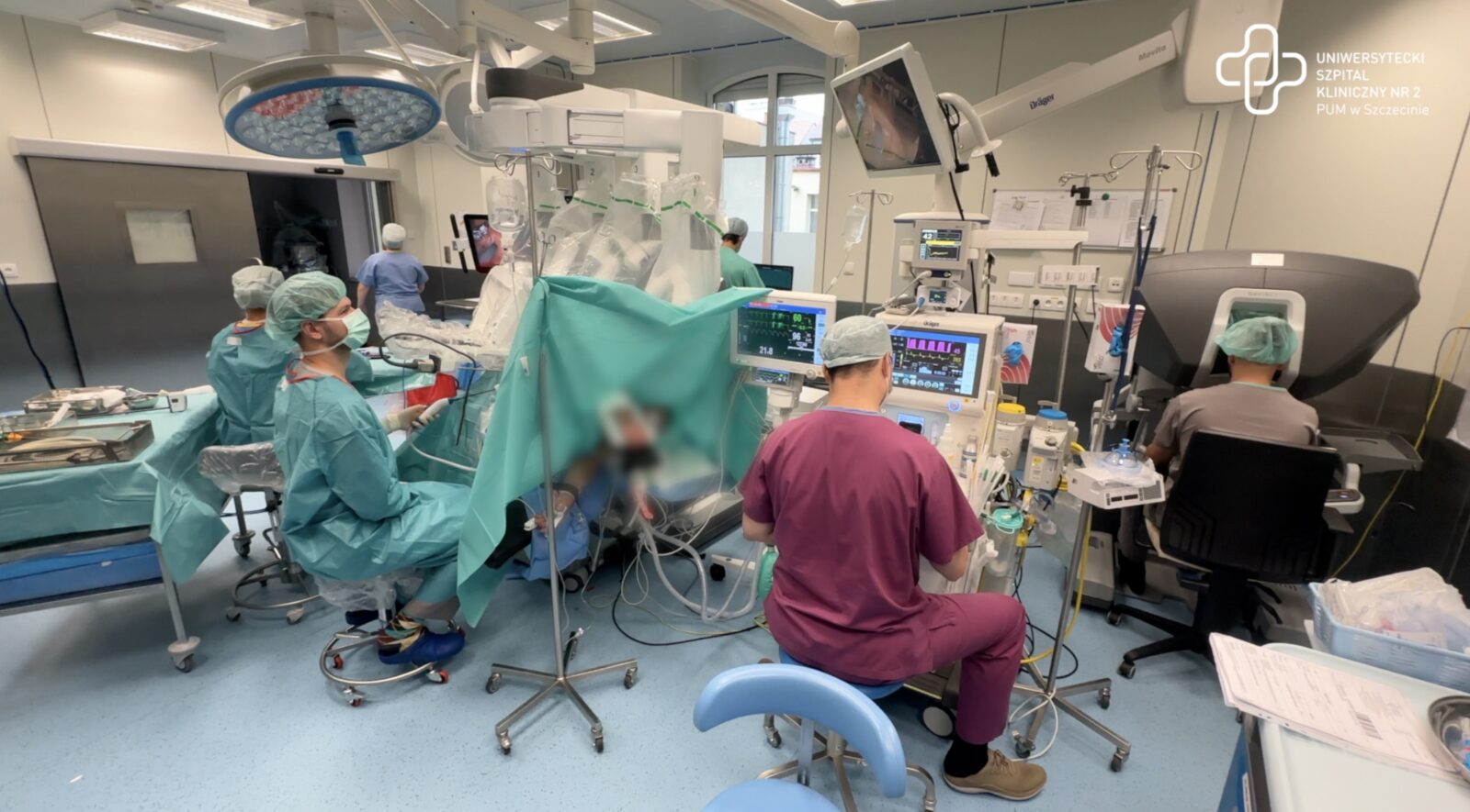 sztuczna inteligencja wspiera chirurgię robotyczną w szczecinie