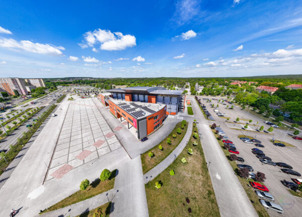netto arena zyska zielone otoczenie. rusza odbetonowanie placu
