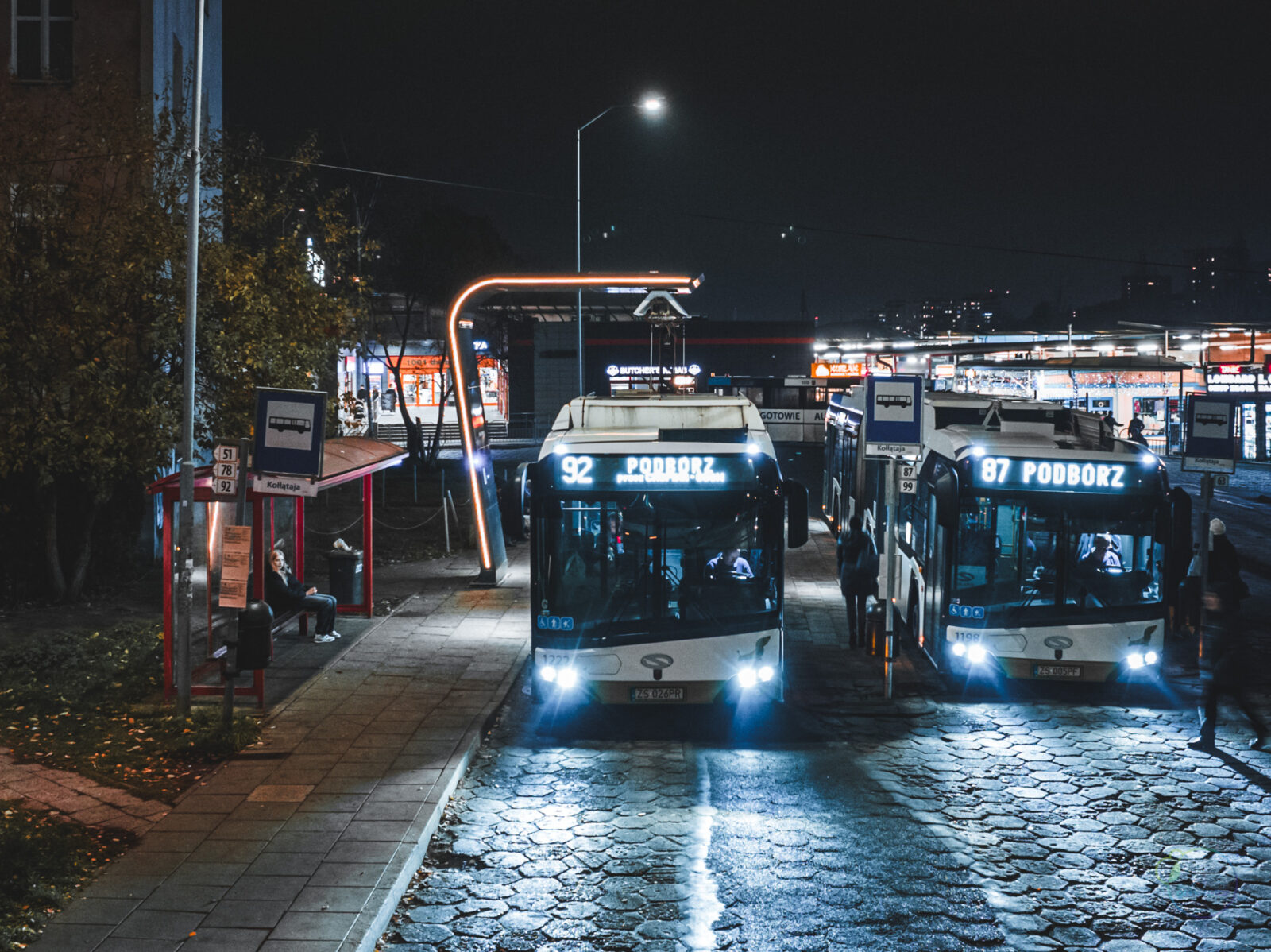 więcej elektrycznych autobusów w szczecinie. ecogenerator zasili flotę spak