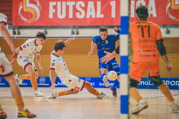 futsal szczecin wraca na twardowskiego! w niedzielę emocjonujący pojedynek z ks gniezno