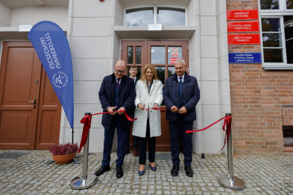 nowa era wydziału prawa i administracji us. otwarto odnowiony gmach przy al. piastów