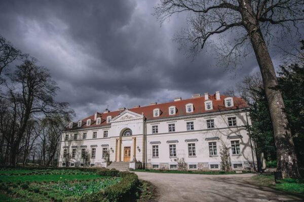 pałac w przelewicach