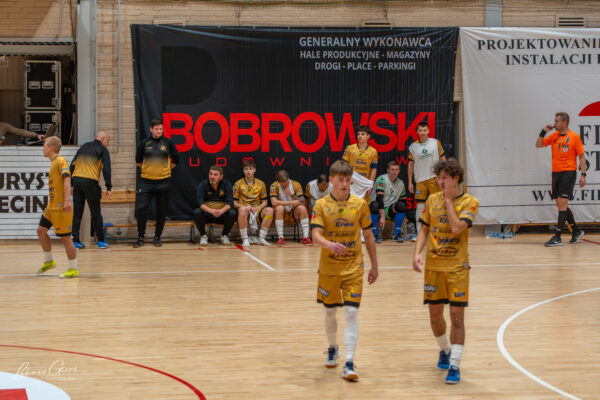 mocne pożegnanie z kibicami. futsal szczecin rozgromił rywala i podtrzymuje dobrą passę