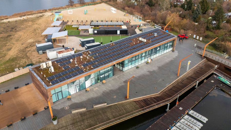 słońce przejęło stery w szczecińskiej marinie. wyspa grodzka produkuje własną energię