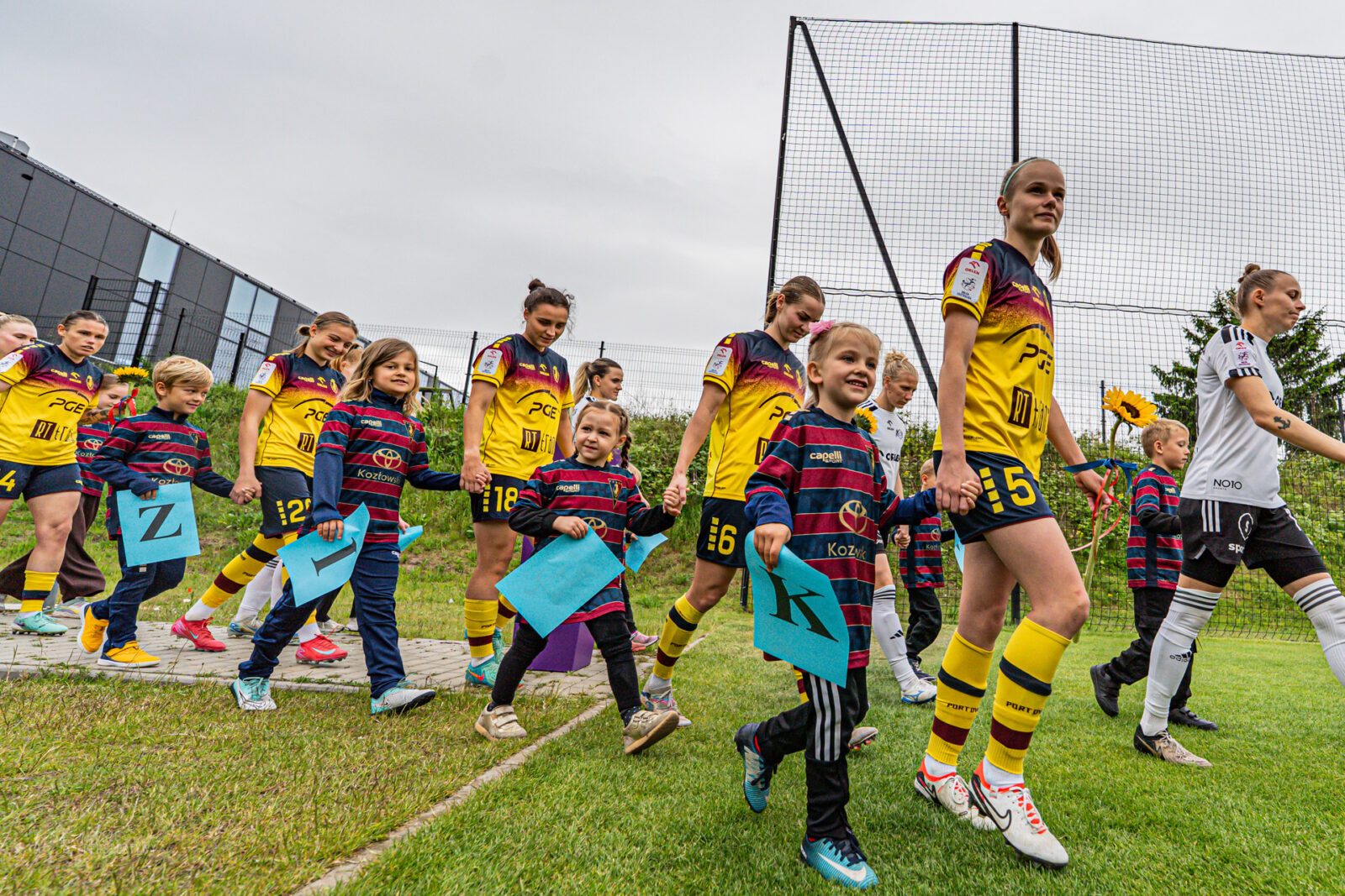 Znamy pary 1/8 finału kobiecego Pucharu Polski. Dobre losowanie Pogoni 5 znamy pary 1/8 finału kobiecego pucharu polski. dobre losowanie pogoni