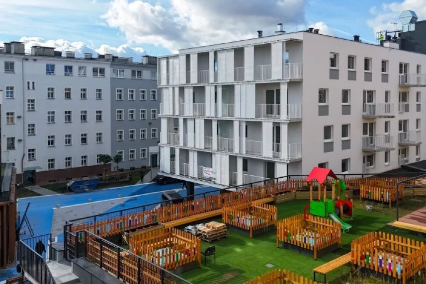 Rewitalizacja bez raportów i slajdów. Mieszkańcy ruszają na spacer po odmienionym Śródmieściu 5 rewitalizacja bez raportów i slajdów. mieszkańcy ruszają na spacer po odmienionym śródmieściu