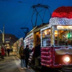 Tylko dziś możesz przejechać się kultowym czerwonym tramwajem 1 tylko dziś możesz przejechać się kultowym czerwonym tramwajem