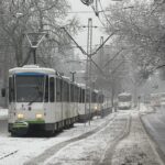 tramwaje będą ściągane z całego miasta. lód skuł trakcję