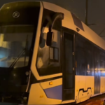 nowy tramwaj już w szczecinie. moderus gamma dotarł do zajezdni w ekstremalnych warunkach