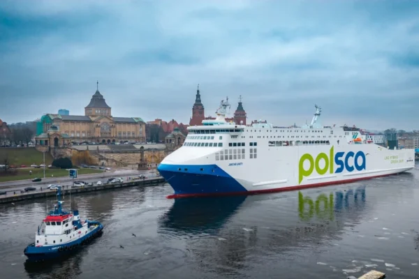 najnowocześniejszy prom bałtyku w szczecinie. chrzest, spektakularny mapping i bezpłatne zwiedzanie