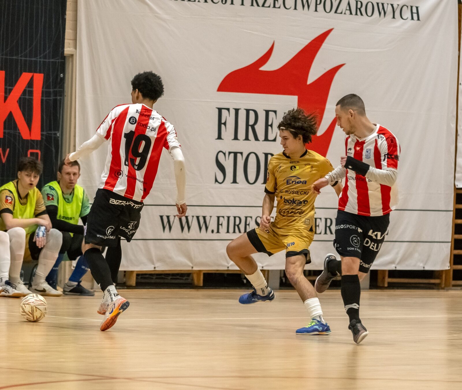 cztery mecze, sześć punktów i ambitna walka. futsal szczecin wraca do gry o wyższą lokatę