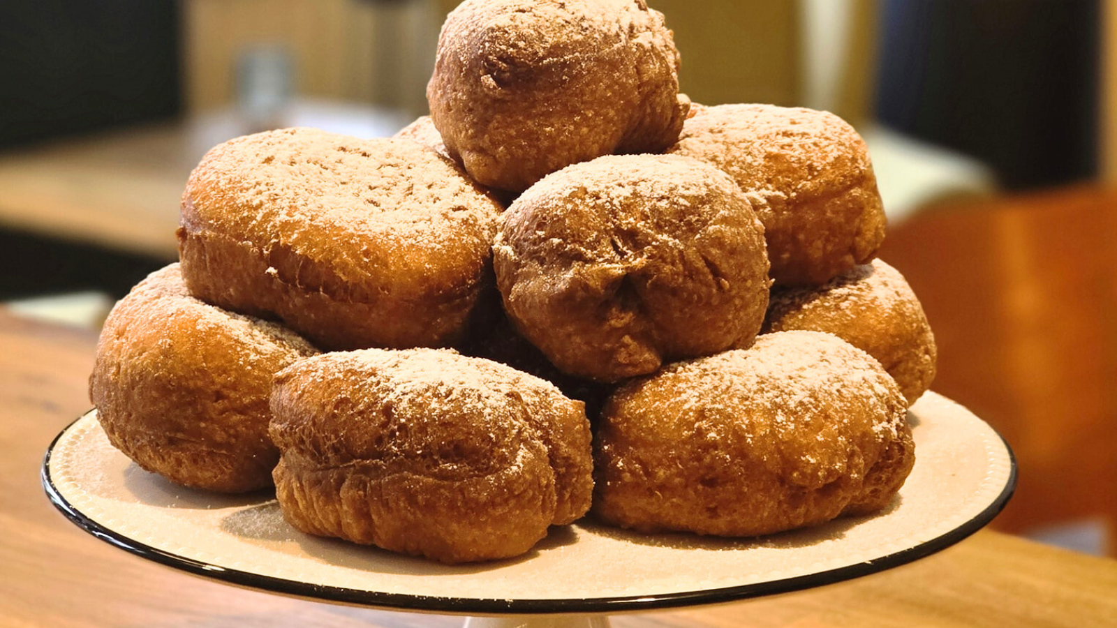 tłusty czwartek tuż-tuż. gdzie w szczecinie zapolować na pączki, które smakują jak domowe?