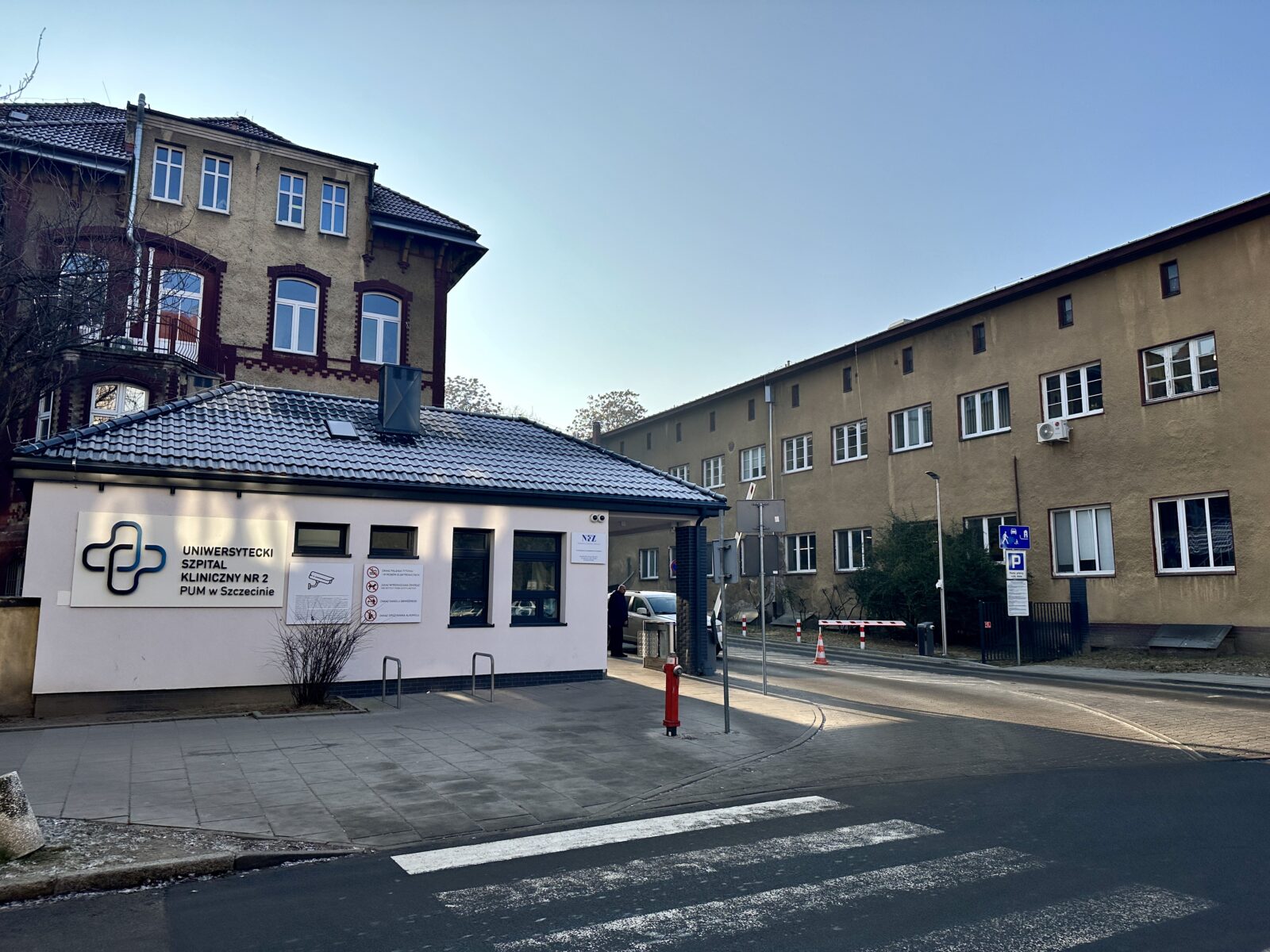 szpital wprowadza pilne ograniczenia. odwiedziny wstrzymane, chodzi o bezpieczeństwo noworodków