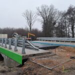 opóźnienie na finiszu! most nad chełszczącą wciąż zamknięty — pogoda zatrzymała inwestycję