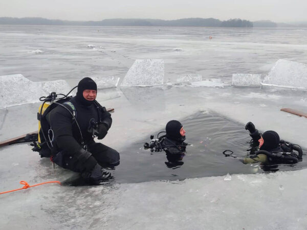 szałabawka przerębel nurkowanie