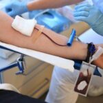 w kobietach płynie siła. oddaj krew w ramach akcji „czerwona wstążka”