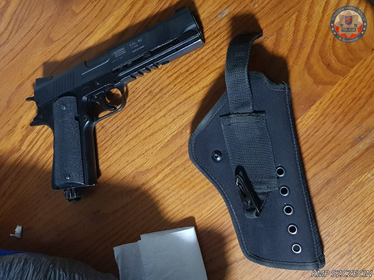 drogowa awantura w szczecinie zakończyła się akcją antyterrorystów