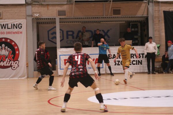 pechowa porażka futsalu szczecin z red devils chojnice