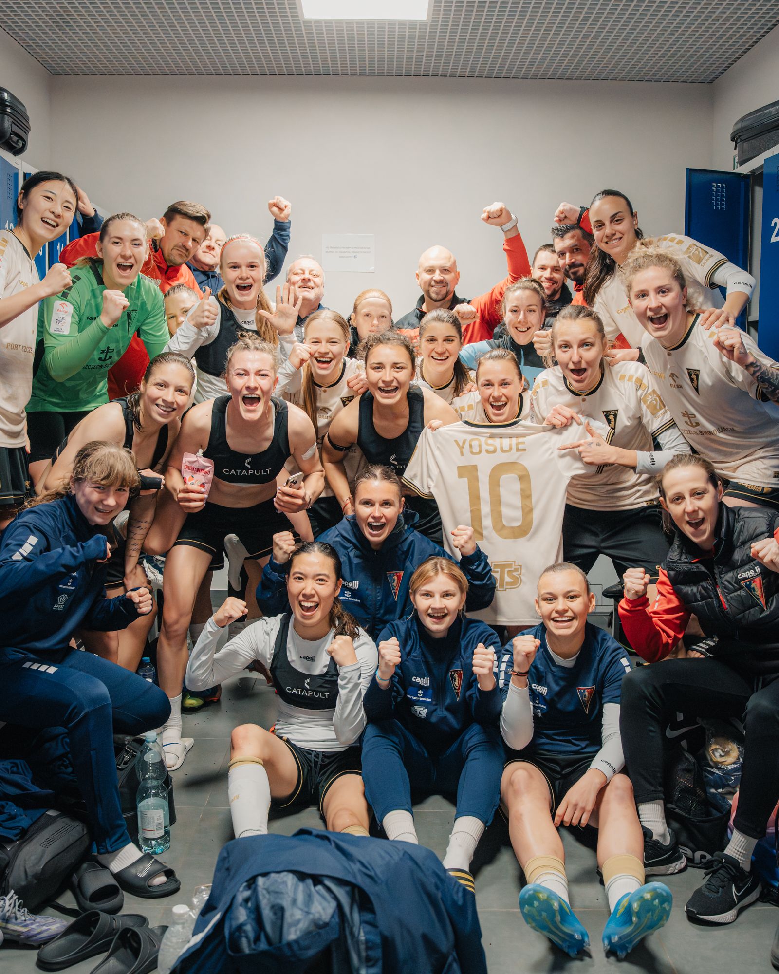pogoń gromi w krakowie. aż 6 goli granatowo-bordowych