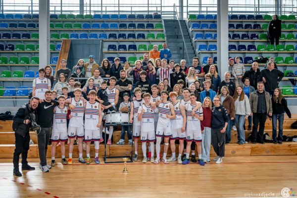 pogoń basket z awansem do półfinałów mp u-17