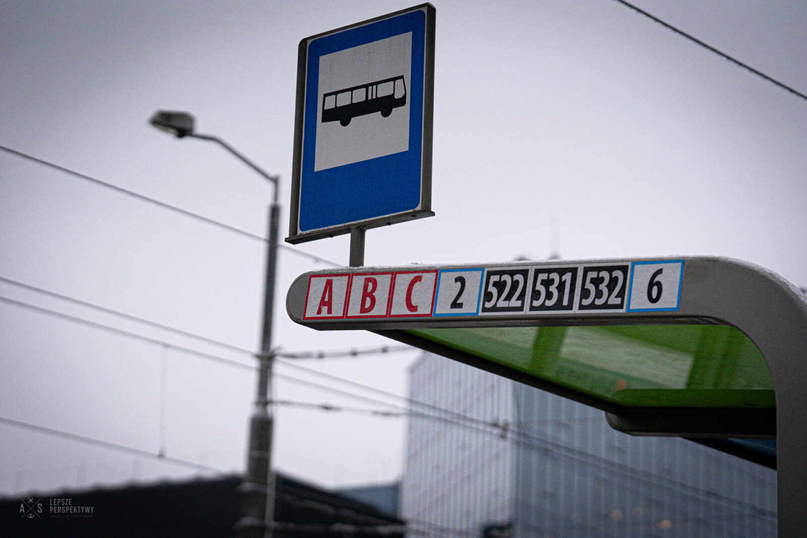 nocna zmiana czasu namiesza w komunikacji. sprawdź, które autobusy w szczecinie nie pojadą