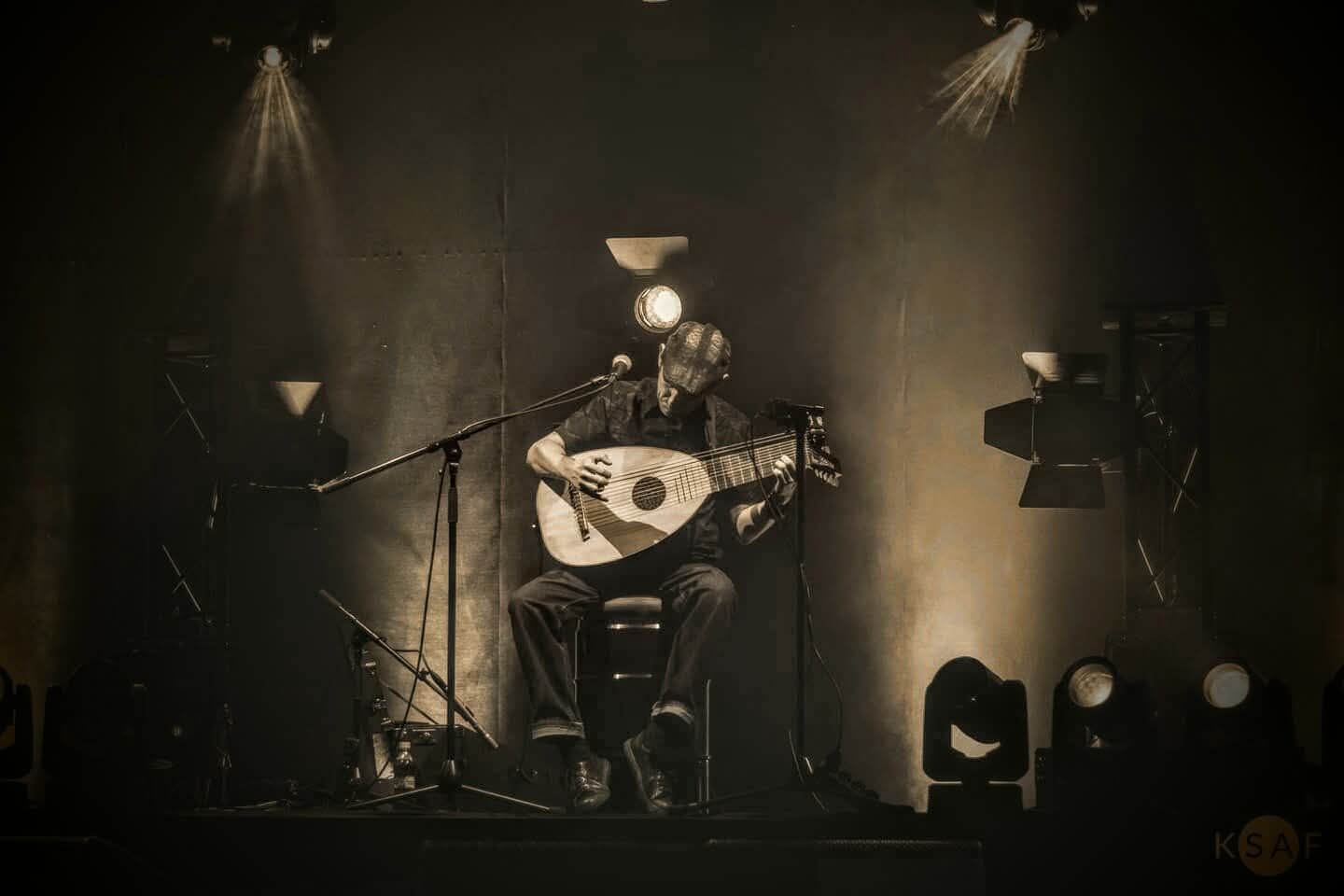 hipnotyczna podróż w czasie i dźwięku. roberto delira zagra w szczecinie