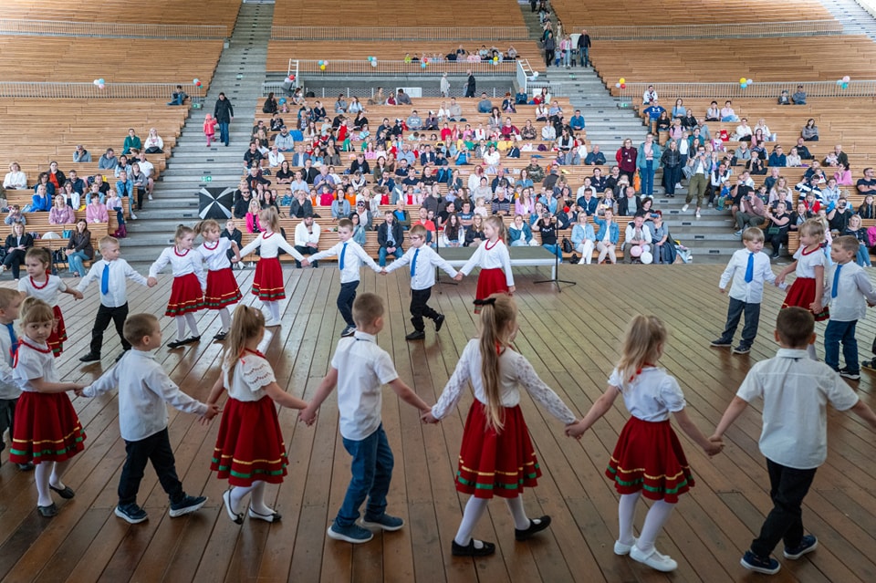 przedszkolaki opanują teatr letni. szczecin szykuje wielkie „święto konwalii”