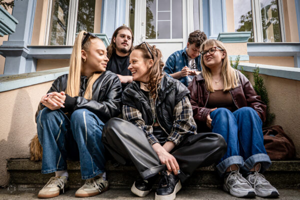 młode gwiazdy wychodzą na scenę. wielki finał rising stars by fidecka już 17 maja