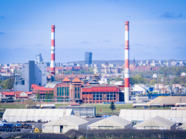 publiczne budynki pożerają miliony. eksperci: bez termomodernizacji samorządy będą tylko dopłacać