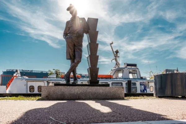 szczecin uczci legendę polskiego żeglarstwa. kapitan ludomir mączka skończyłby 100 lat