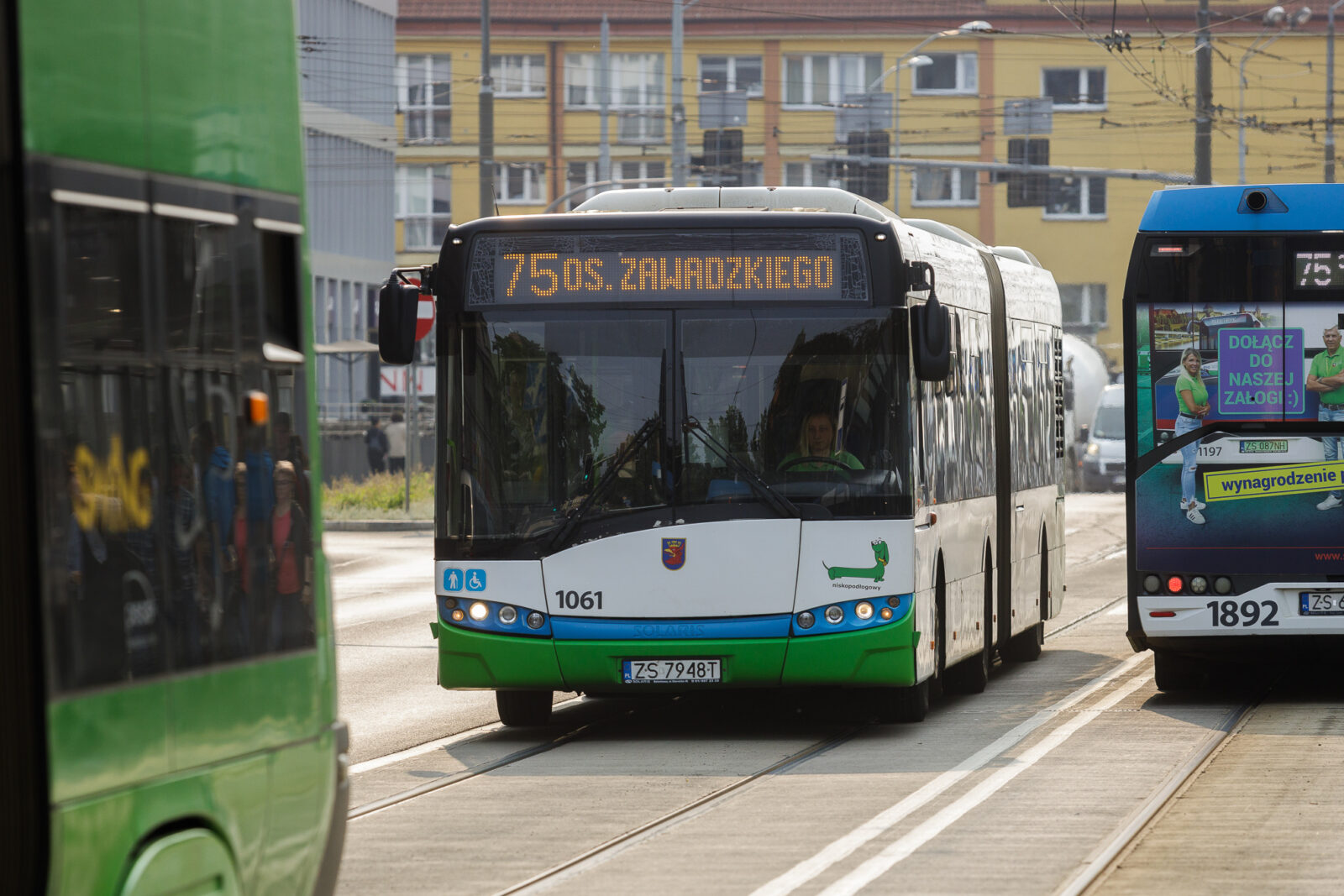 rada osiedla apeluje do zditm. czy będą zmiany w komunikacji autobusowej na świerczewie?