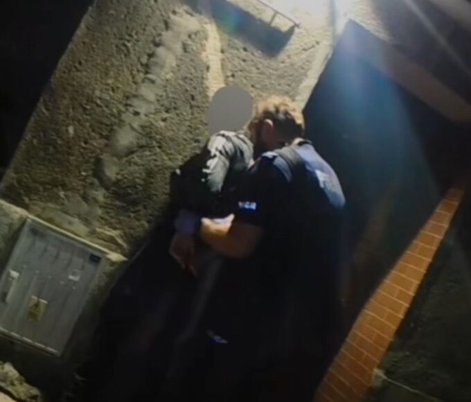 po kolizji zniknął bez śladu. policjanci znaleźli go... w śmietniku