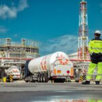 świnoujście przyspiesza z lng. terminal zwiększa możliwości i może obsłużyć już 60 cystern dziennie