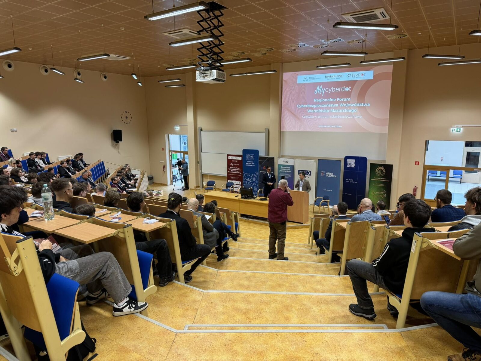 szczecin stanie się regionalnym centrum debaty o cyberbezpieczeństwie. mycyberdot już 21 października