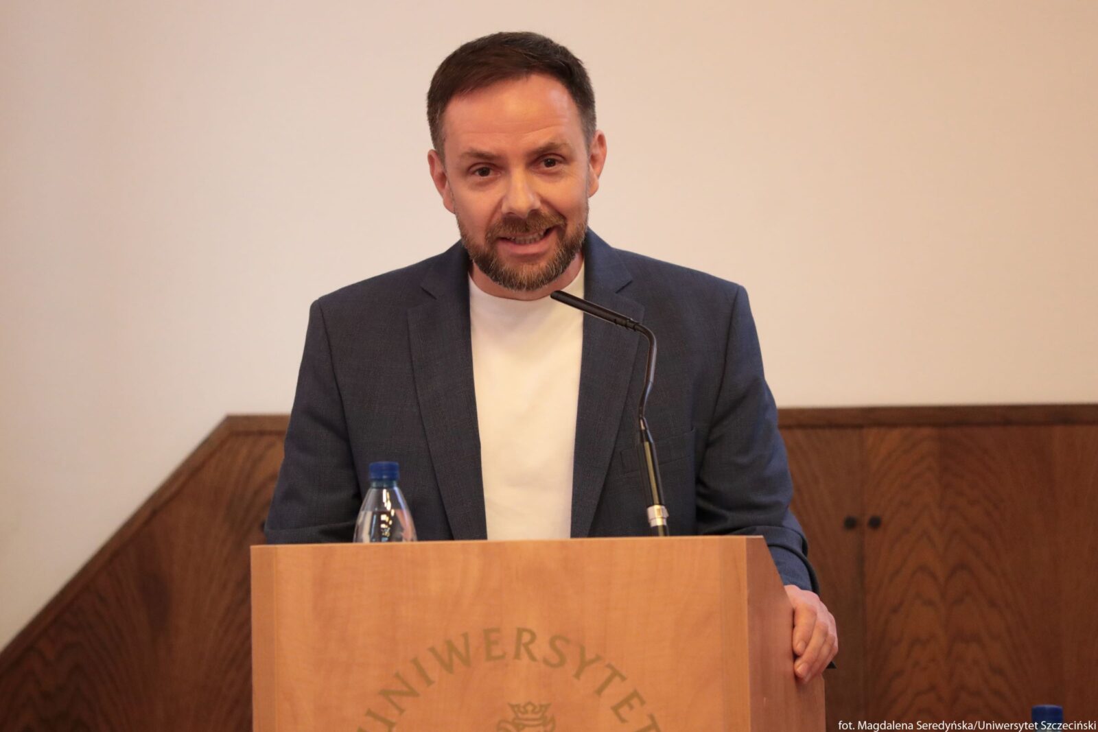 łona poprowadzi warsztaty pisania tekstów na uniwersytecie szczecińskim