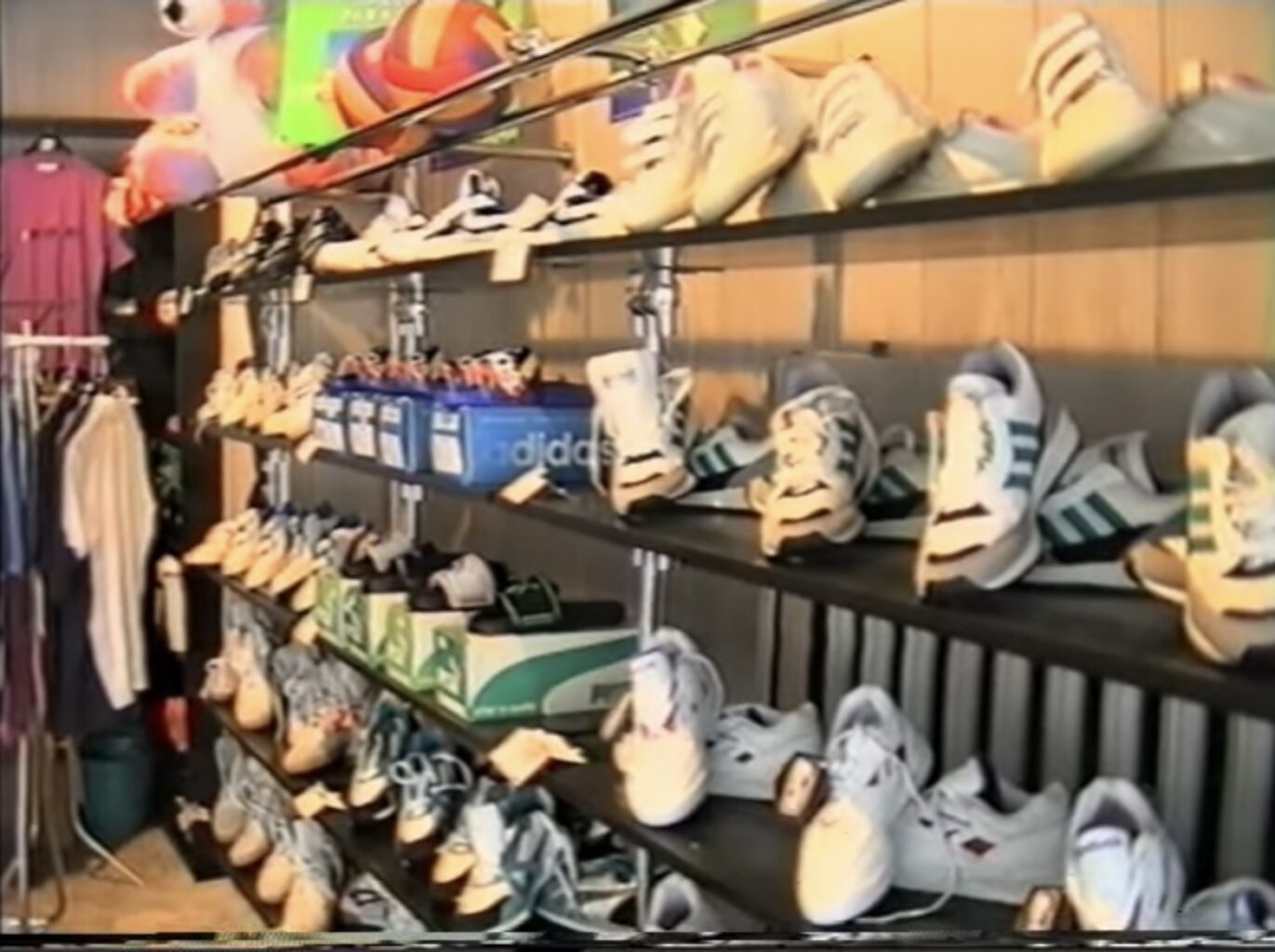 niezwykła podróż w czasie. taka była aleja wojska polskiego 32 lata temu