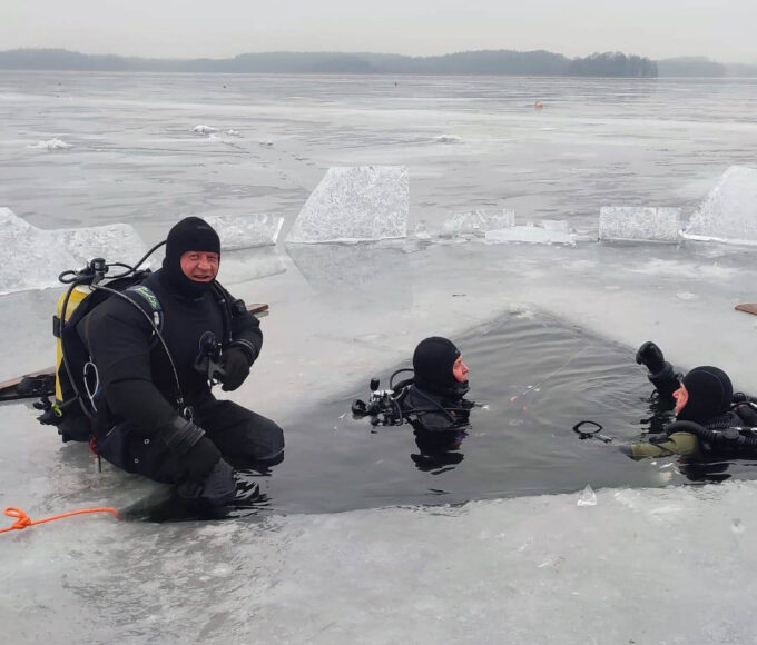 szałabawka przerębel nurkowanie