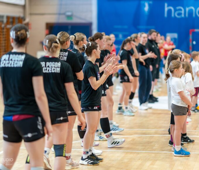 kolejne trzy punkty piłkarek pogoni