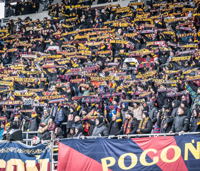 kolejny mecz o sześć punktów w szczecinie. pogoń podejmie koronę