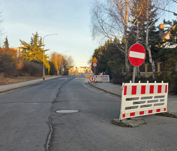 nagła awaria wodociągu w szczecinie. mieszkańcy bez wody, na miejsce wysłano beczkowóz
